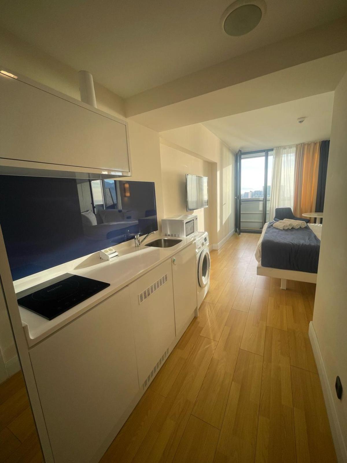 Holiday In Orbi Apartment Batumi Ngoại thất bức ảnh