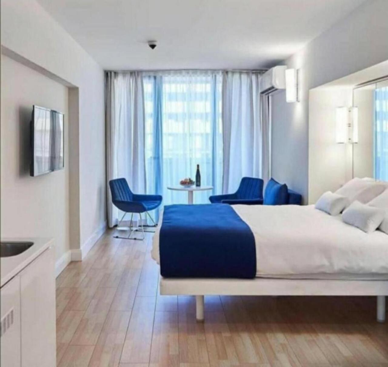 Holiday In Orbi Apartment Batumi Ngoại thất bức ảnh