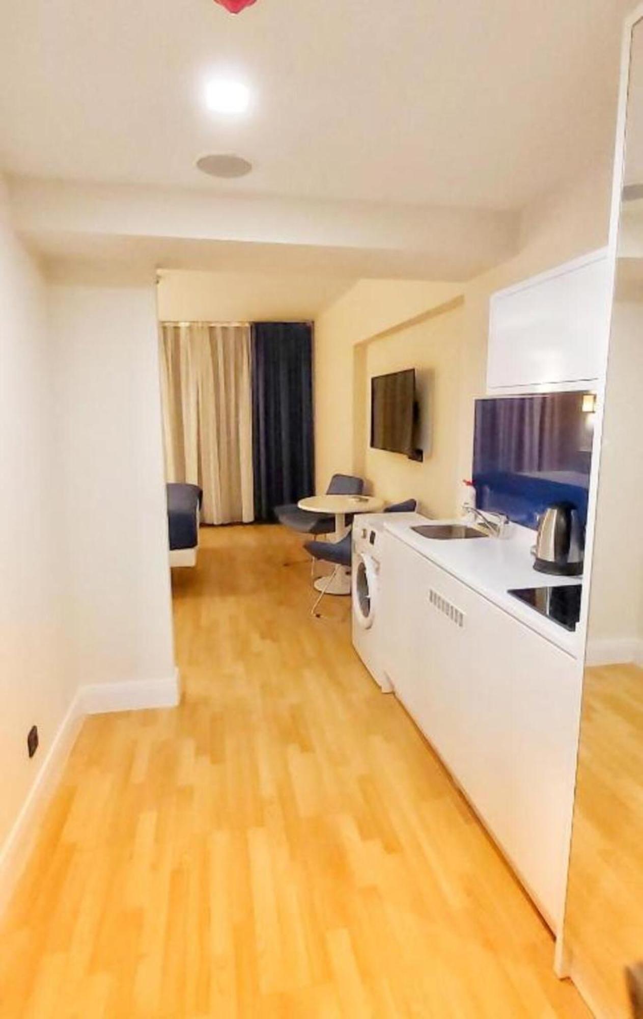 Holiday In Orbi Apartment Batumi Ngoại thất bức ảnh