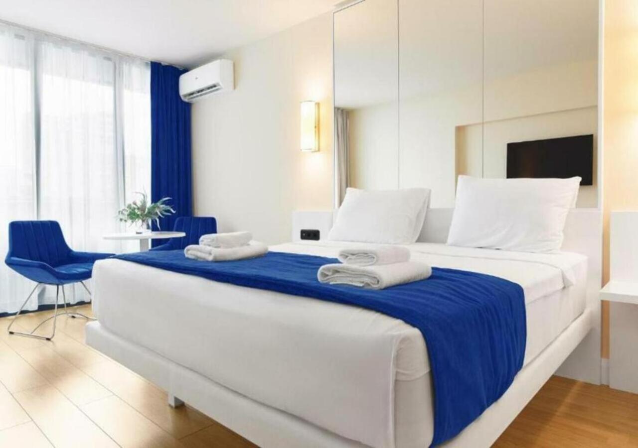 Holiday In Orbi Apartment Batumi Ngoại thất bức ảnh